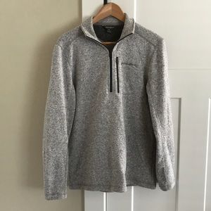 Eddie Bauer Fleece sweatshirt